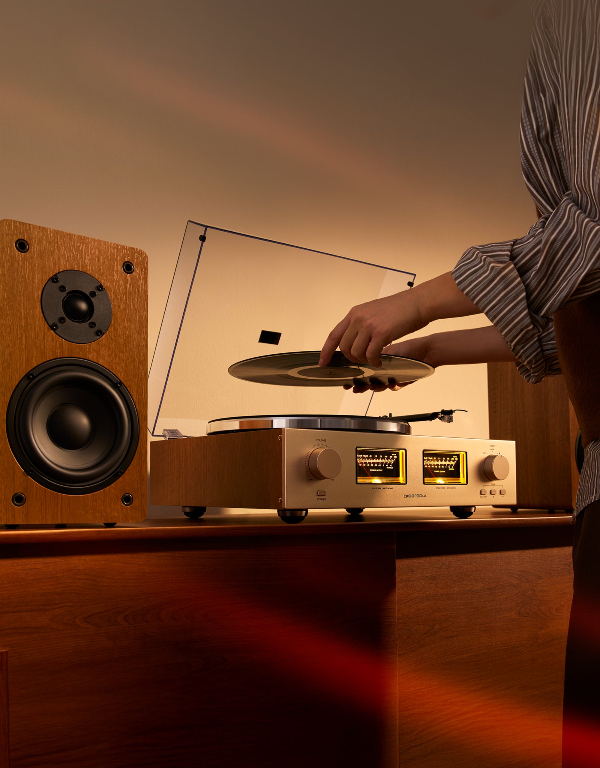 Qlearsoul HiFire X Vinyl Record Player with Stereo Speakers Walnut Lifestyle Image 2000*2560