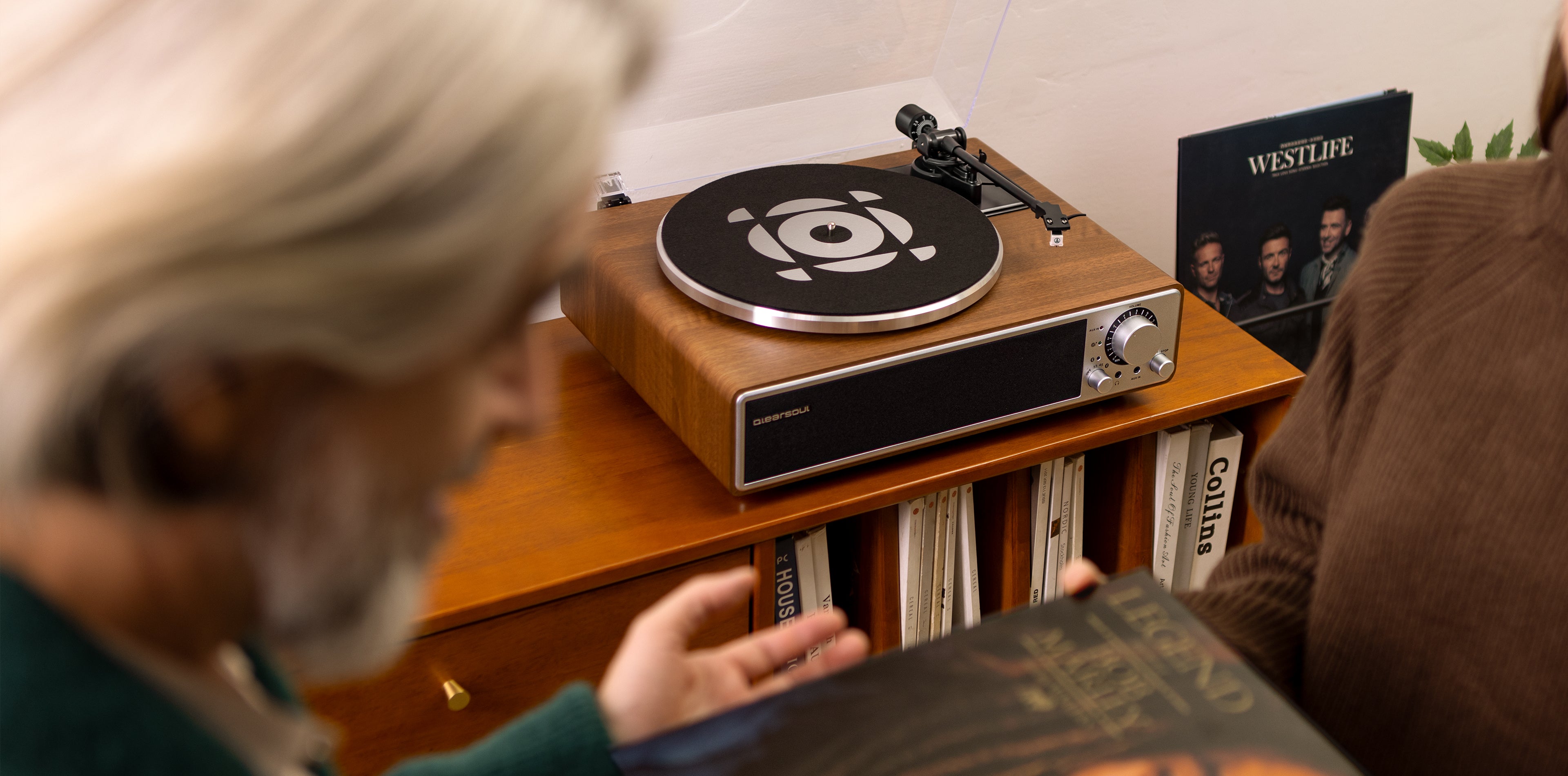 Qlearsoul ONE-Q Vinyl Record Player Homepage 1-4_20251021